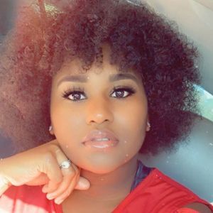 Meet your Posher, Deanna